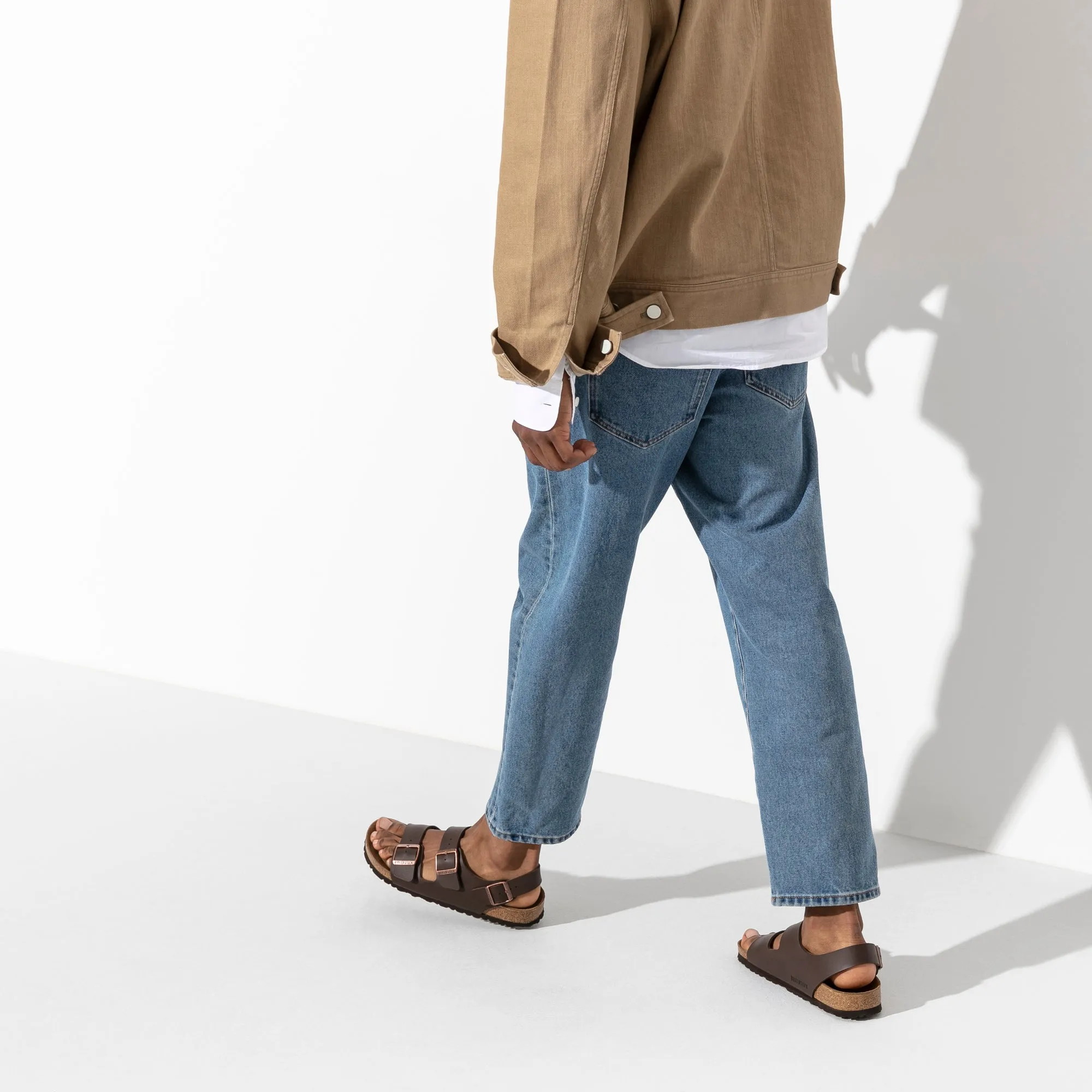 BIRKENSTOCK MILANO REGULAR FIT IN BROWN