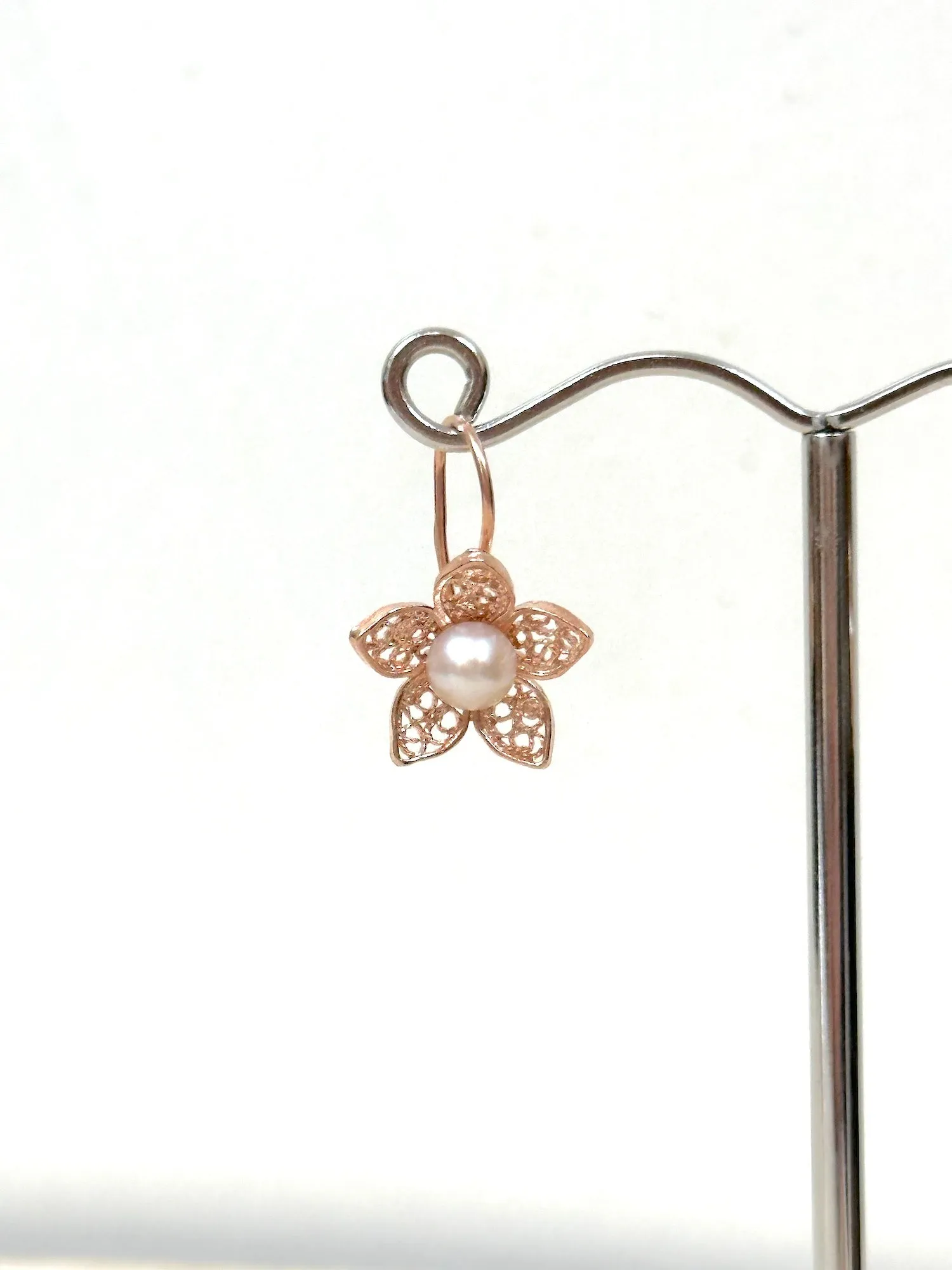 Italian Filigree Rose Gold Star Earrings With Pearl Centre