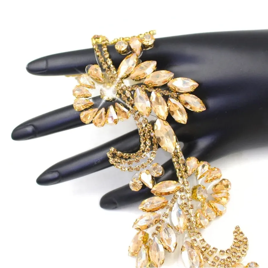 Meryem Rhinestone Applique